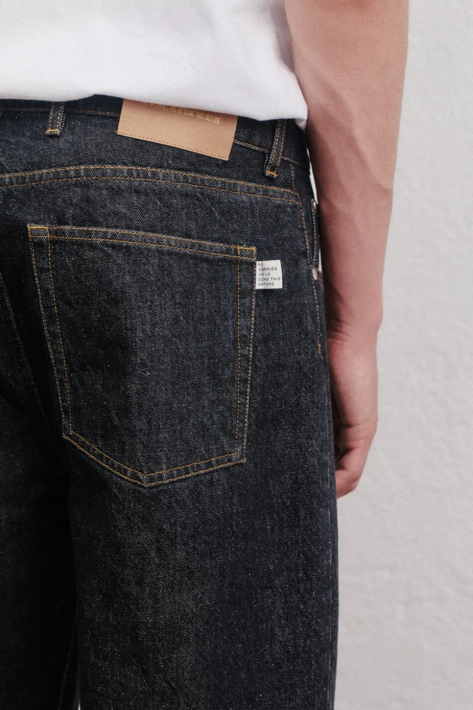BETO WIDE JEANS