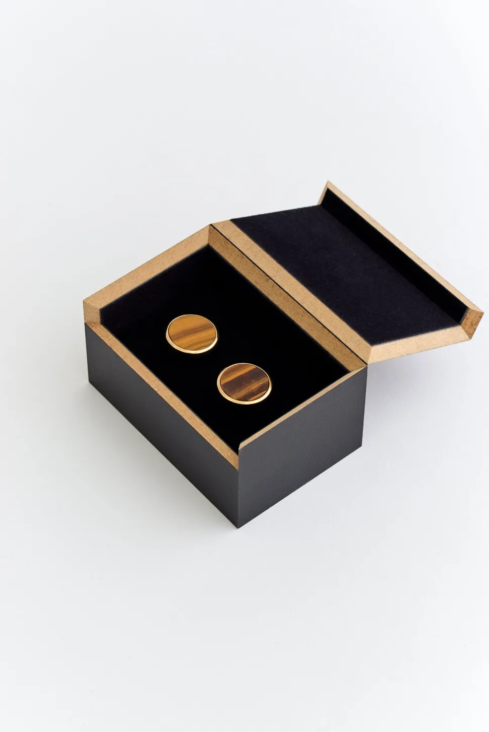 CUFF LINKS