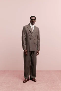 DOUBLE BREASTED PEAK BLAZER