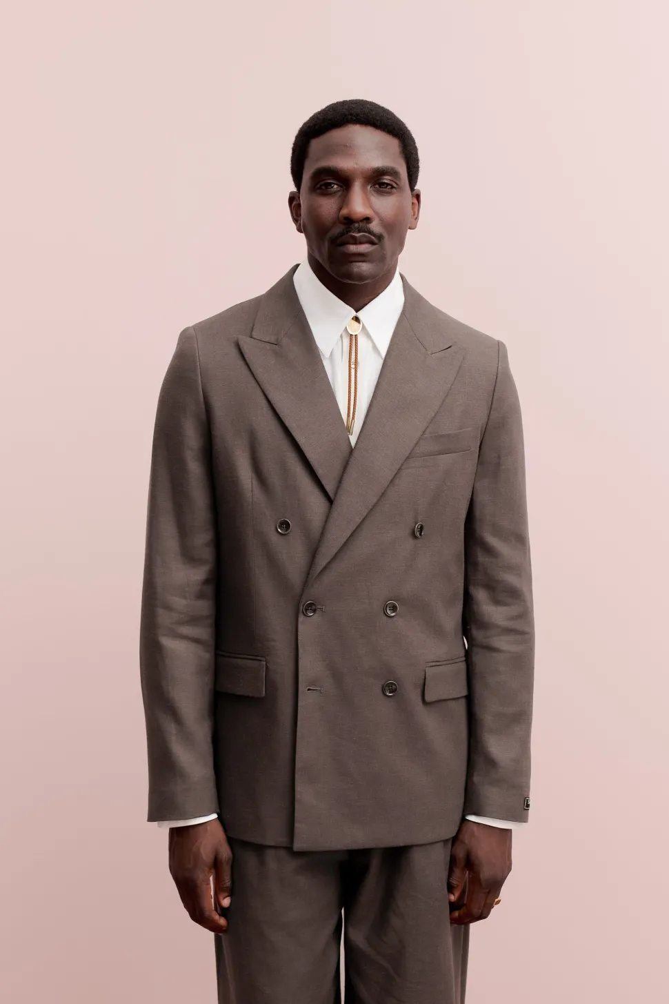DOUBLE BREASTED PEAK BLAZER