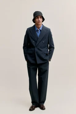 DOUBLE-BREASTED PEAK BLAZER