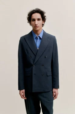 DOUBLE-BREASTED PEAK BLAZER