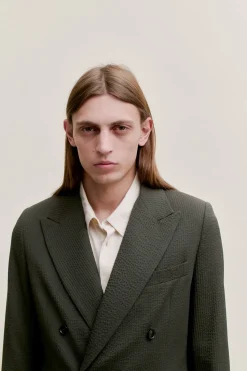DOUBLE-BREASTED PEAK BLAZER