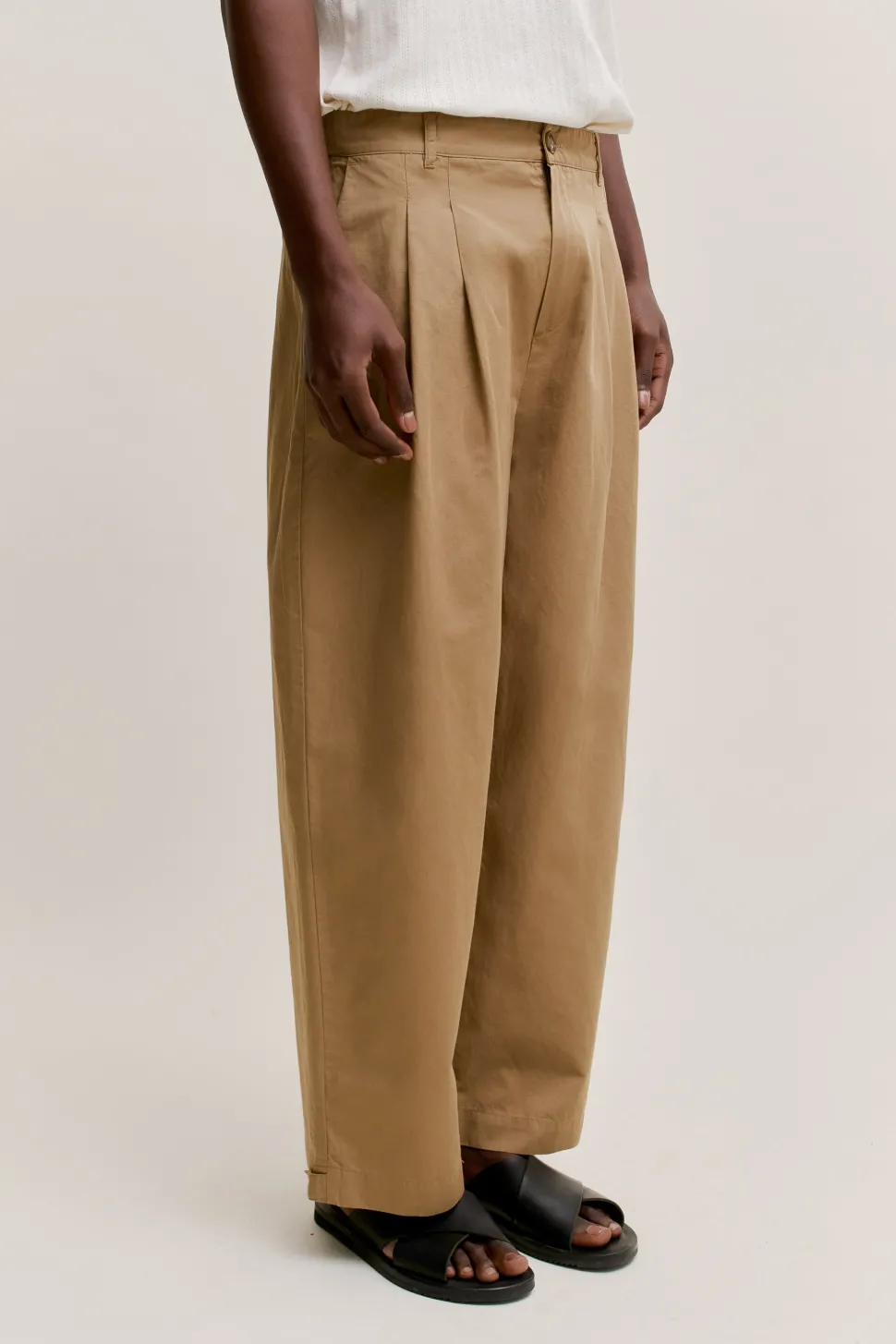 FLEXIBLE WIDE TROUSERS