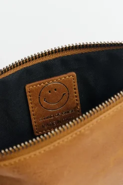 LEATHER POUCH