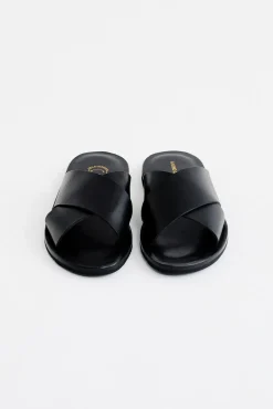 LEATHER SLIPPER