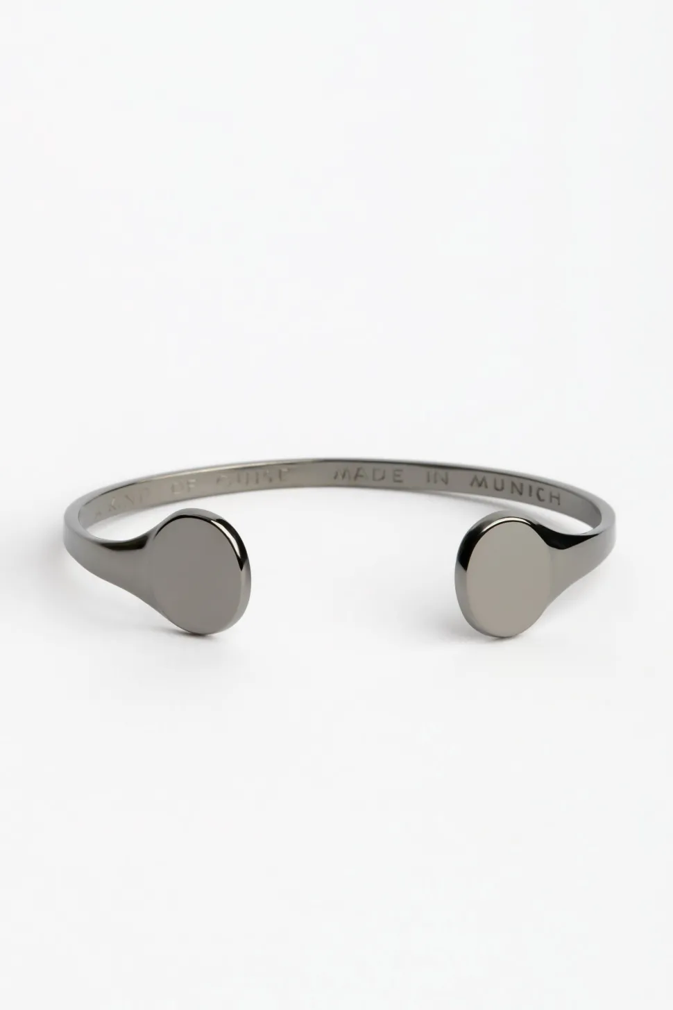 SIGNET BRACELET BLACK