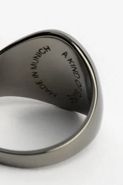 SIGNET RING BLACK